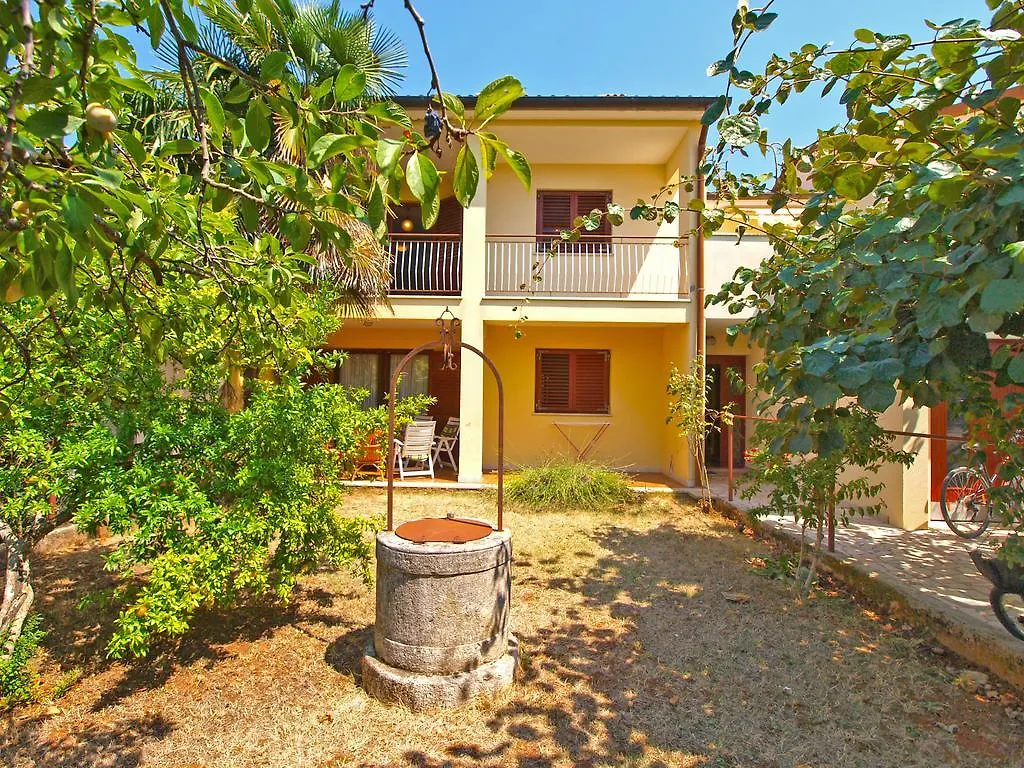 Apartments Ana 920 Fazana 3*,  Croatia