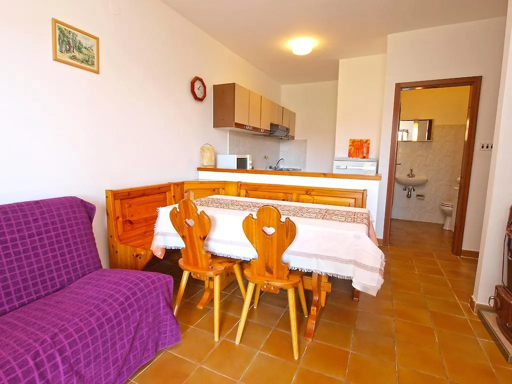 Apartments Ana 920 Fazana